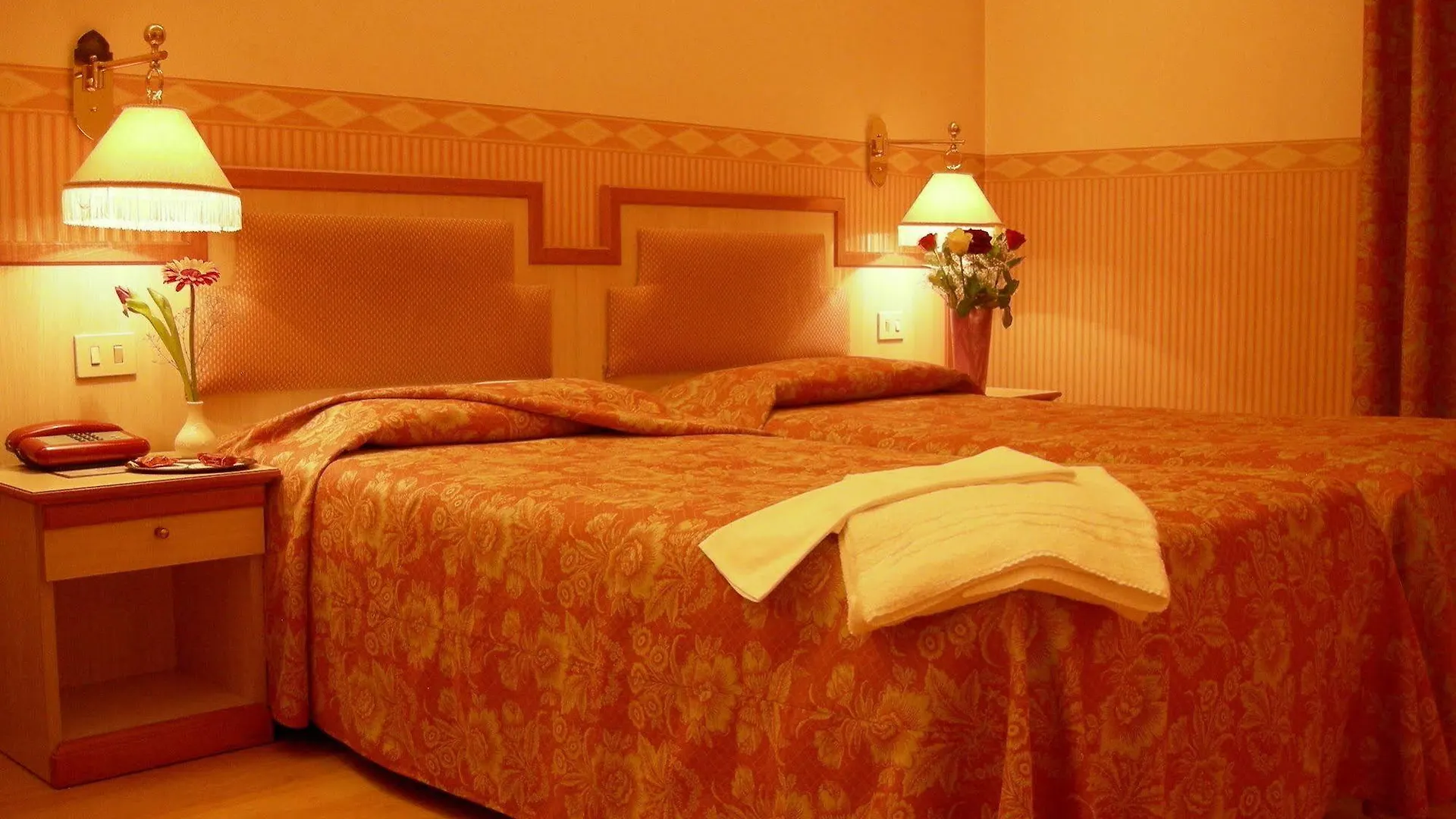 Buenos Aires Hotel Milan 3*,